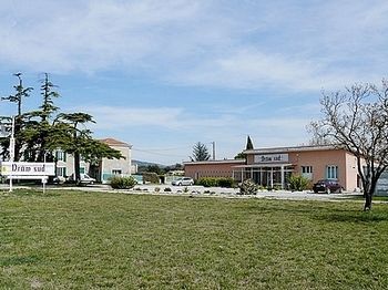 Logis Drom'Sud Hotel Donzere Екстер'єр фото